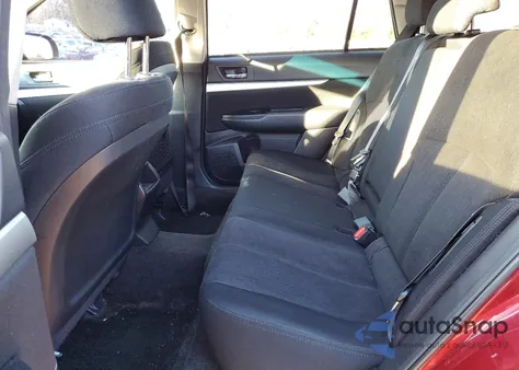 2013 Subaru Outback 2.5I Premium z USA, uszkodzony, nr VIN 4S4BRCGC4D3275693